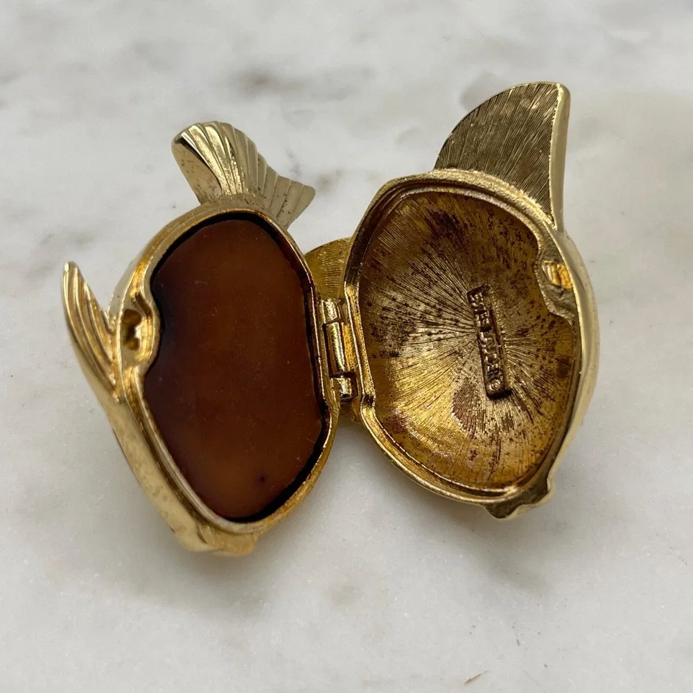 Estee Lauder 1993 Tropical Fish‎ Compact